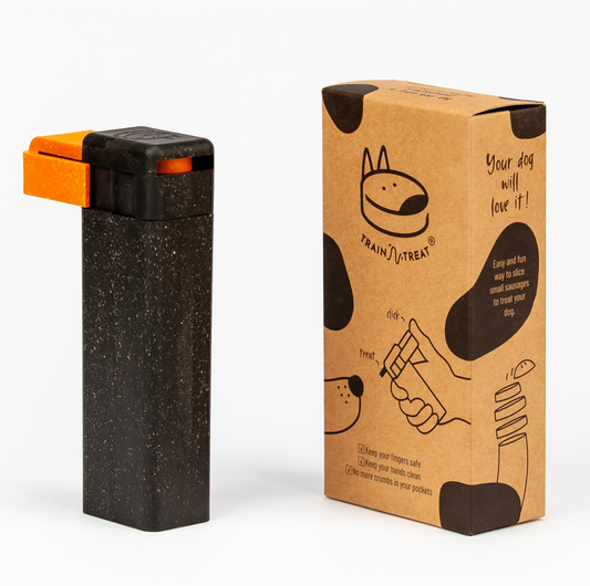 Box of treat dispensers (12 PCS)